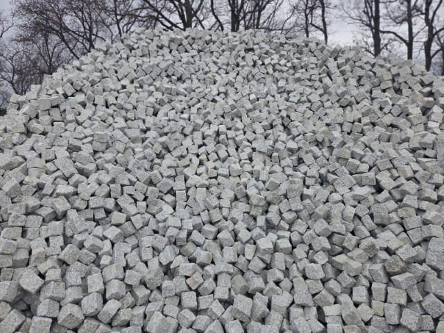 Niwelacja i wyrównanie terenu